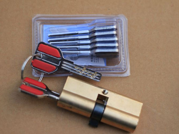 汕头24小时上门开锁公司